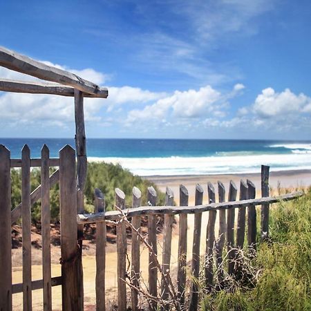 Tofinho Beach House Apartments イニャンバネ エクステリア 写真