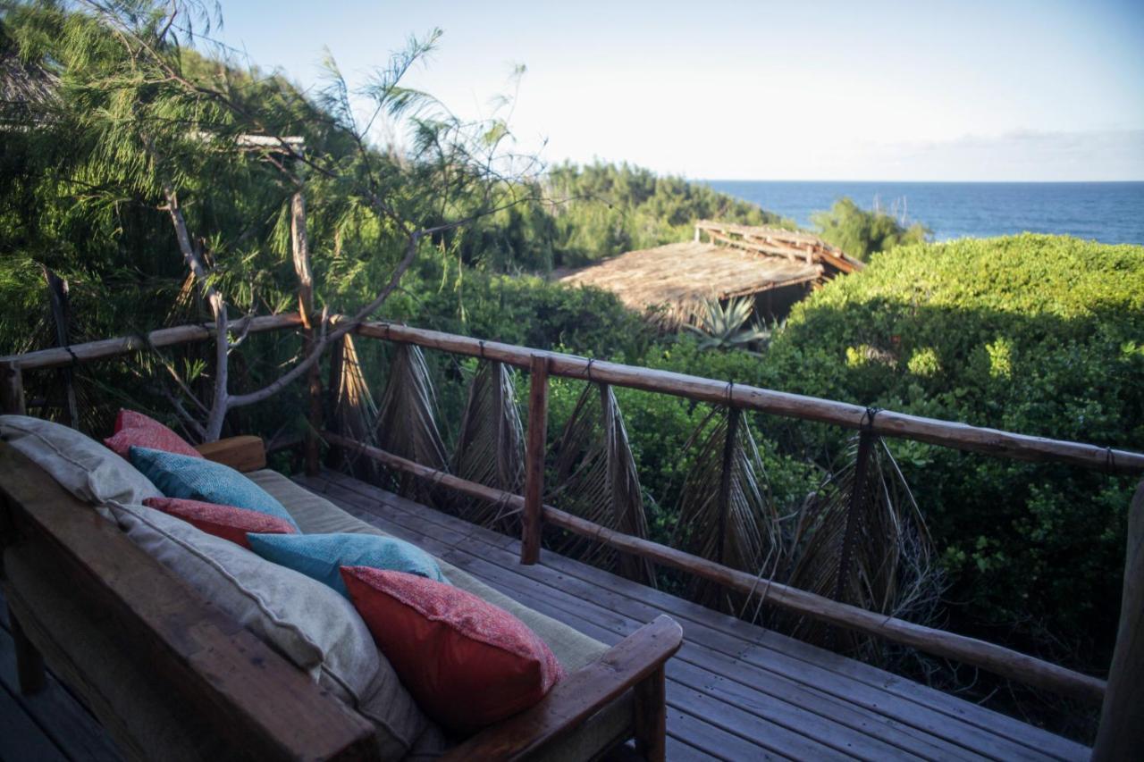 Tofinho Beach House Apartments イニャンバネ エクステリア 写真