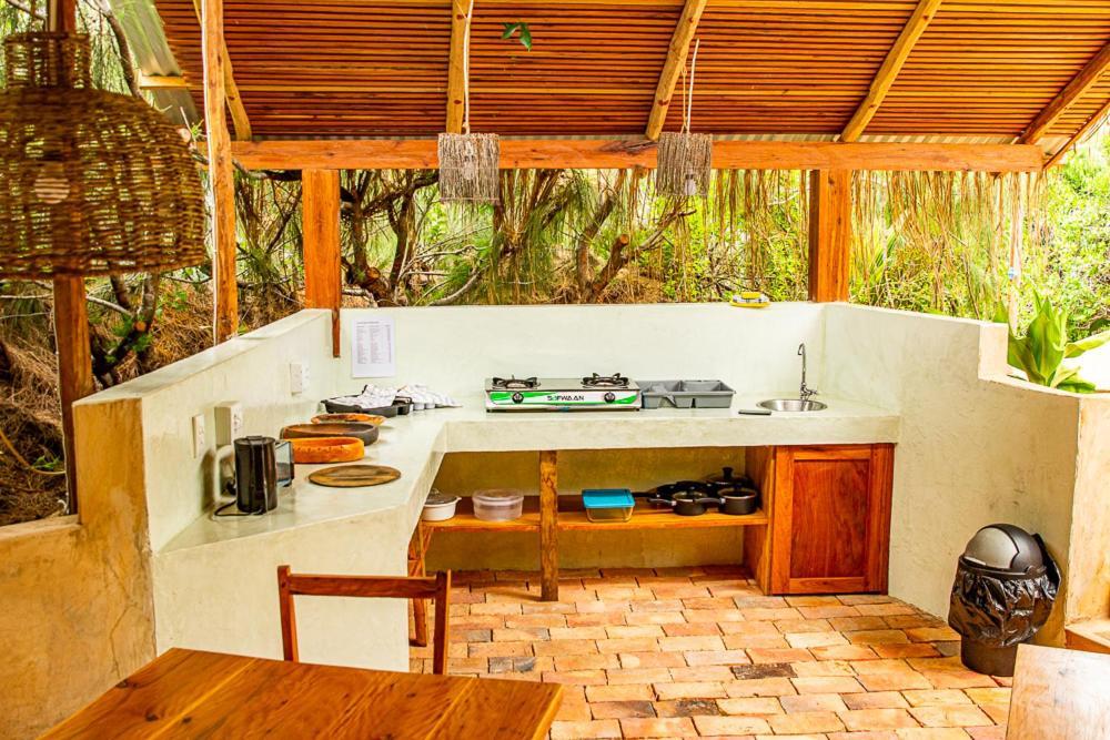 Tofinho Beach House Apartments イニャンバネ エクステリア 写真